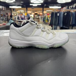 AJ11 Low Legend Blue PO NB